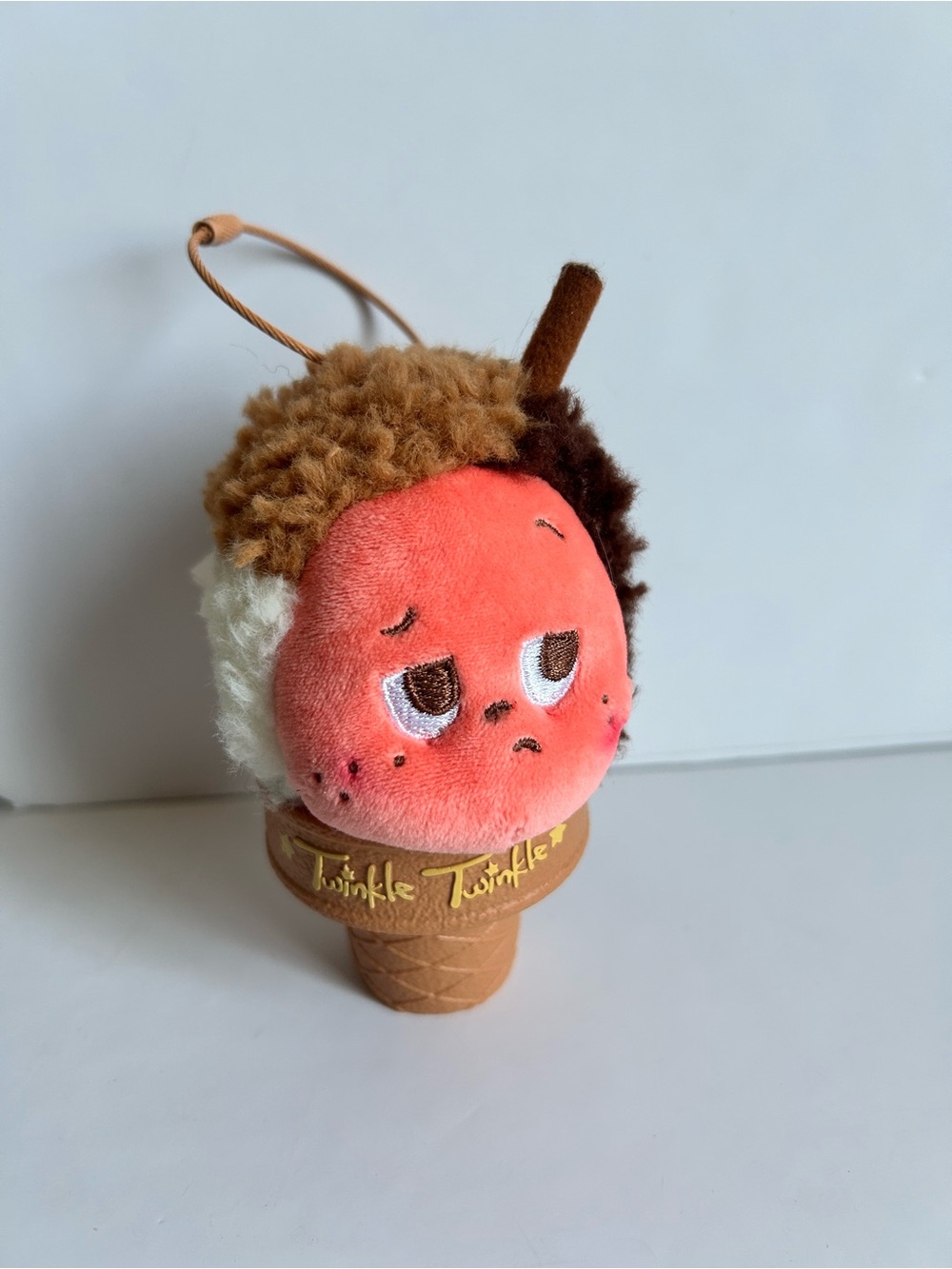 Pop mart Moon Gelato ice cream series pendant